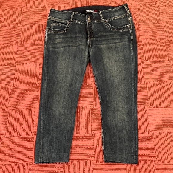 Warehouse One women’s size 16+ reg Dark Blue Skinny capri Jeans / pants - Picture 1 of 15